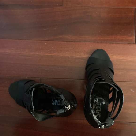 Sam Edelman Circus Black Heels - Picture 4 of 4